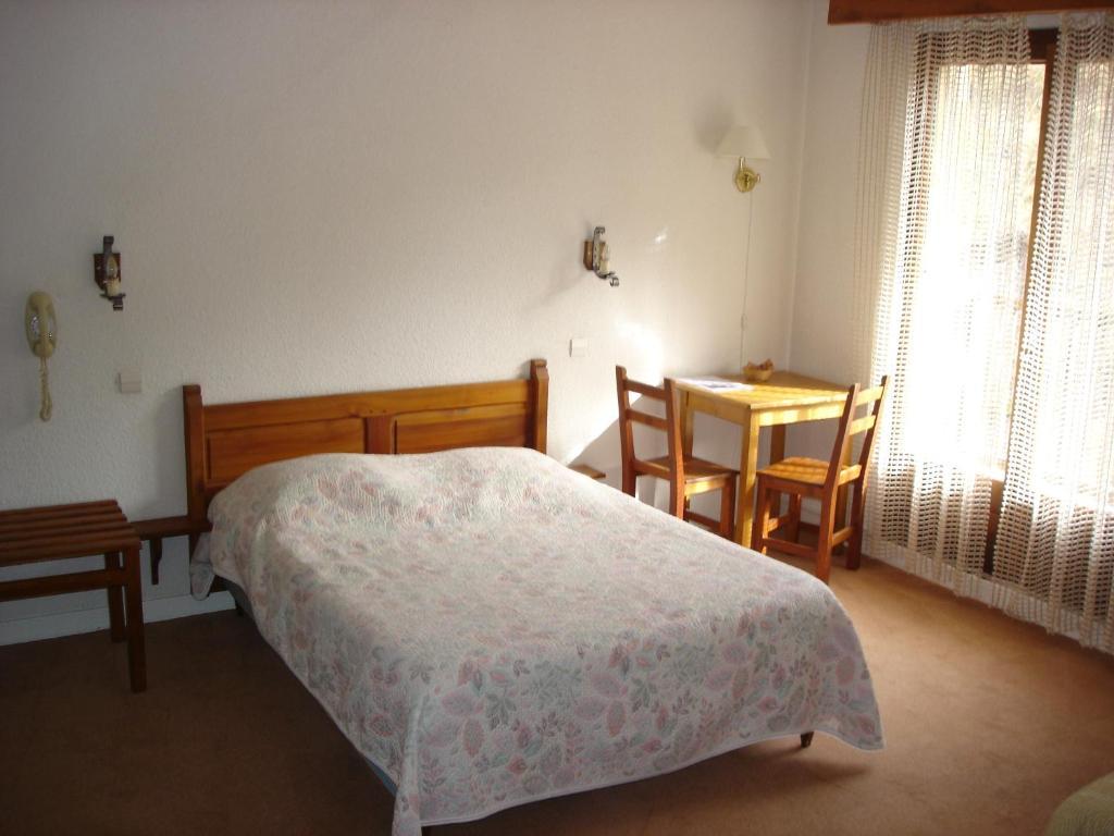 Hotel Le Parpaillon Crevoux Room photo